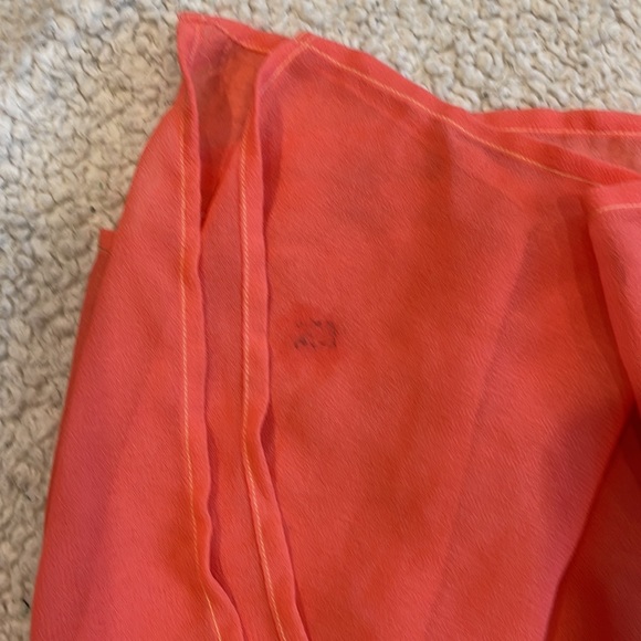 Cover up - Picture 3 of 4